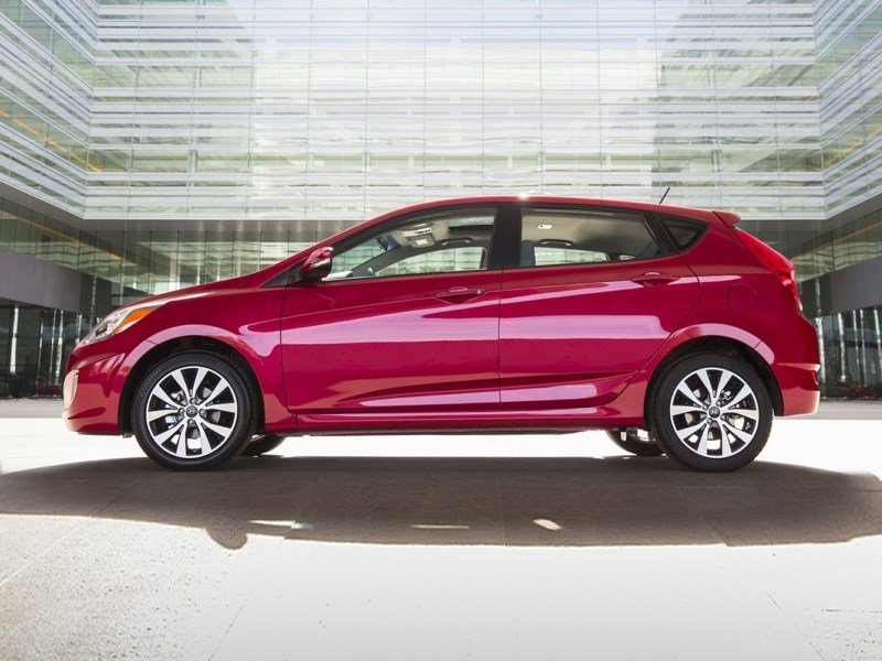 2017 Hyundai Accent L (M6) OEM Shot 3