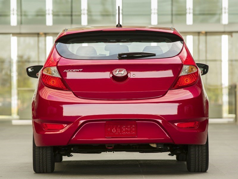 2017 Hyundai Accent L (M6) OEM Shot 5