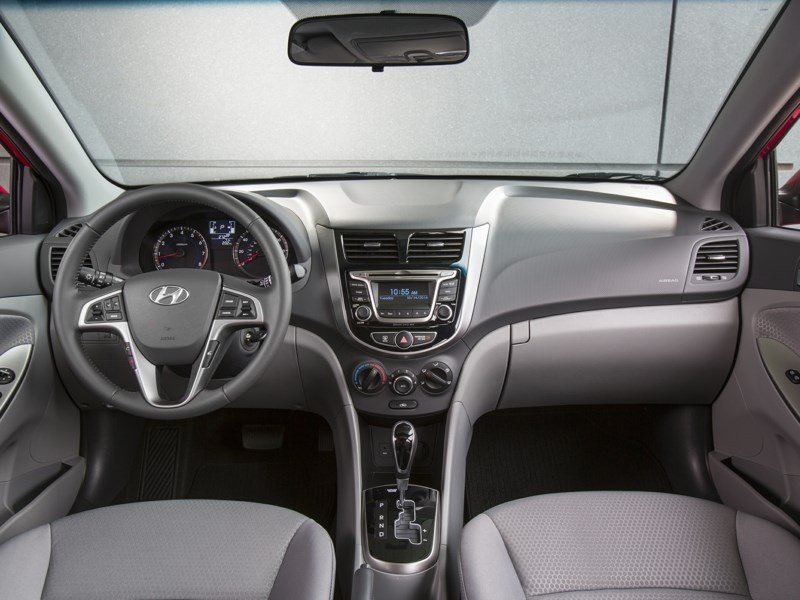 2017 Hyundai Accent L (M6) OEM Shot 6