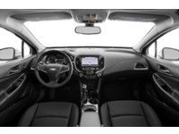 2018 Chevrolet Cruze 4dr Sdn 1.4L Premier w/1SF Interior Shot 6
