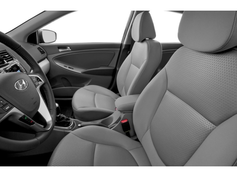 2016 Hyundai Accent 5dr HB Auto GLS Interior Shot 4