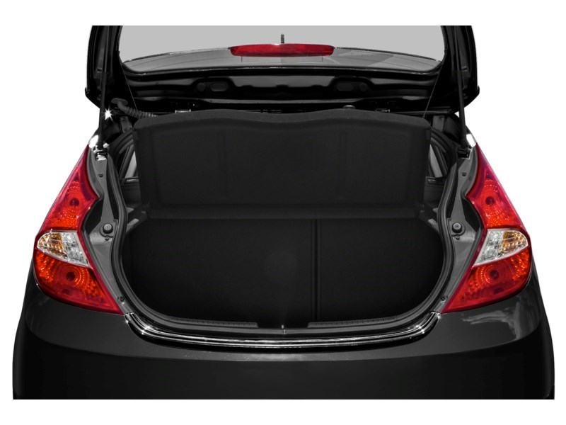 2016 Hyundai Accent 5dr HB Auto GLS Exterior Shot 4