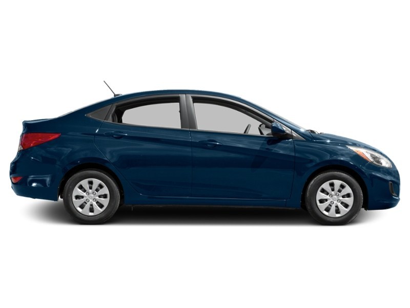 2017 Hyundai Accent 4dr Sdn Auto GL Exterior Shot 11