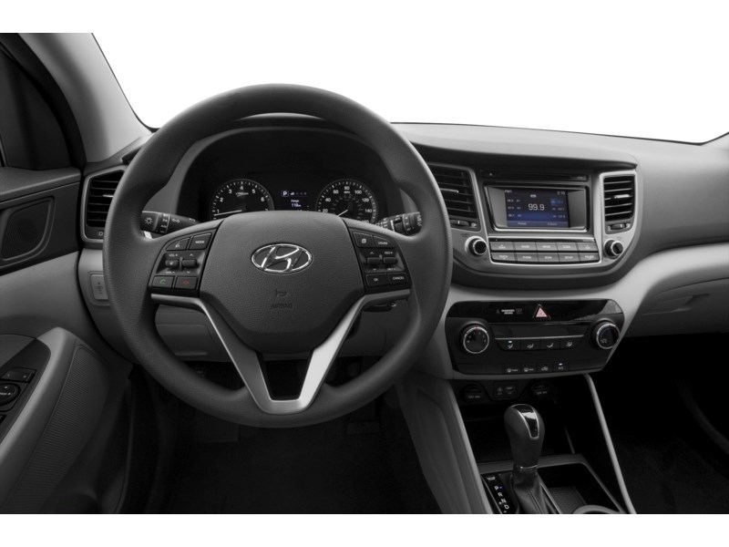 2017 Hyundai Tucson AWD 4dr 2.0L SE Interior Shot 3