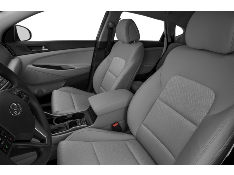 2016 Hyundai Tucson FWD 4dr 2.0L Interior Shot 4