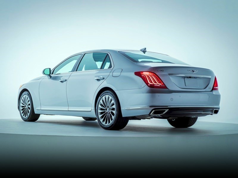 2018 Genesis G90 3.3T (A8) OEM Shot 2