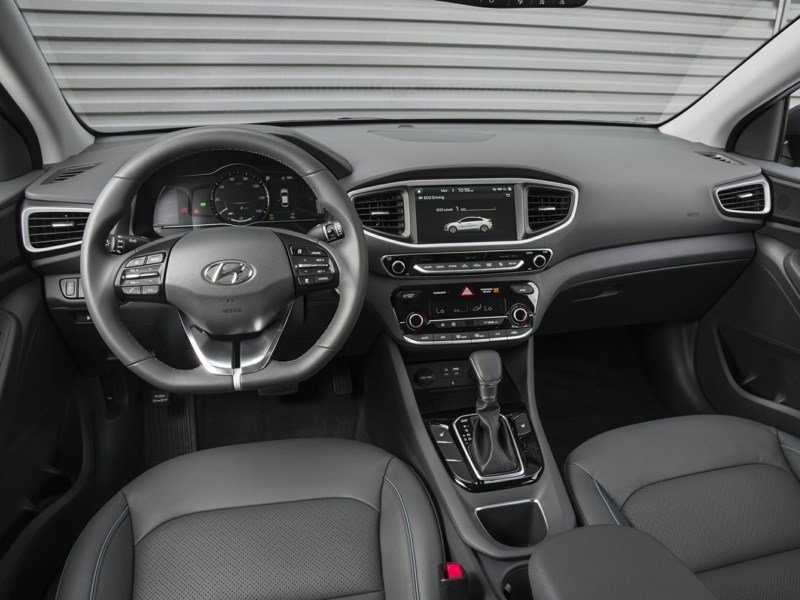 2019 Hyundai Ioniq Hybrid Essential OEM Shot 4