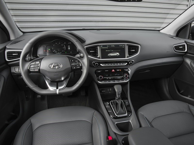 2019 Hyundai Ioniq Hybrid Essential OEM Shot 4