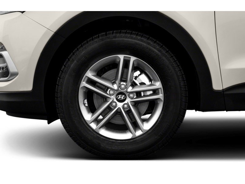 2017 Hyundai Santa Fe Sport FWD 4dr 2.4L Exterior Shot 5