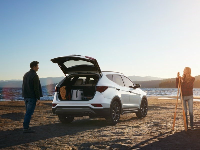 2018 Hyundai Santa Fe Sport 2.4 Base OEM Shot 1