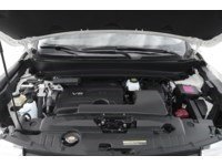 2017 Nissan Pathfinder 4WD 4dr Platinum Exterior Shot 3