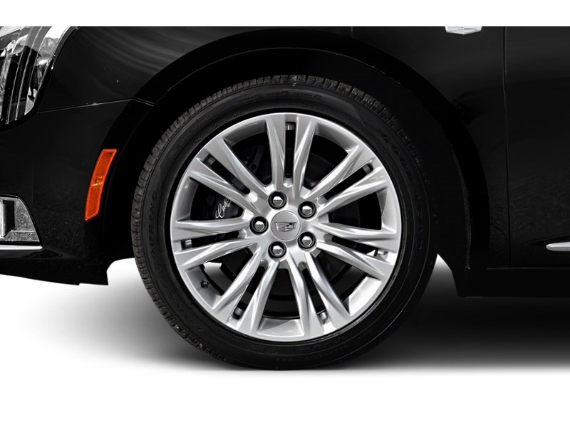 2018 Cadillac XTS 4dr Sdn Livery Package FWD Exterior Shot 5
