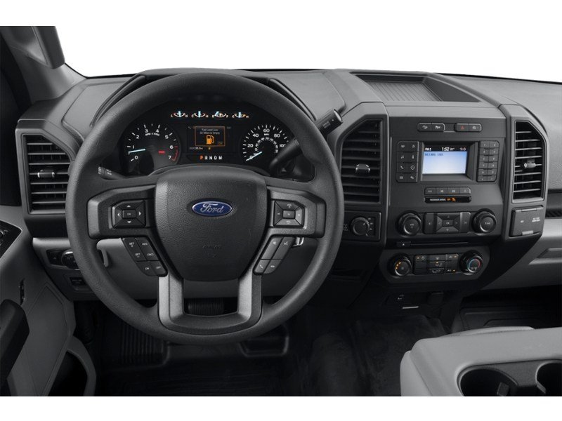 2018 Ford F-150 XL 4WD SuperCrew 5.5' Box Interior Shot 3