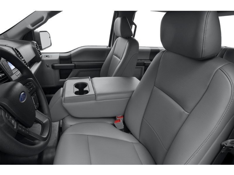 2018 Ford F-150 XL 4WD SuperCrew 5.5' Box Interior Shot 4