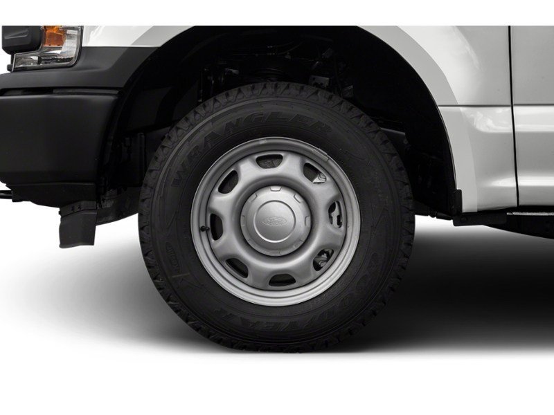 2018 Ford F-150 XL 4WD SuperCrew 5.5' Box Exterior Shot 5