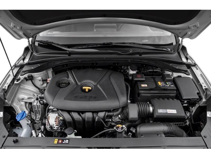 2020 Hyundai Elantra GT Preferred Auto Exterior Shot 3