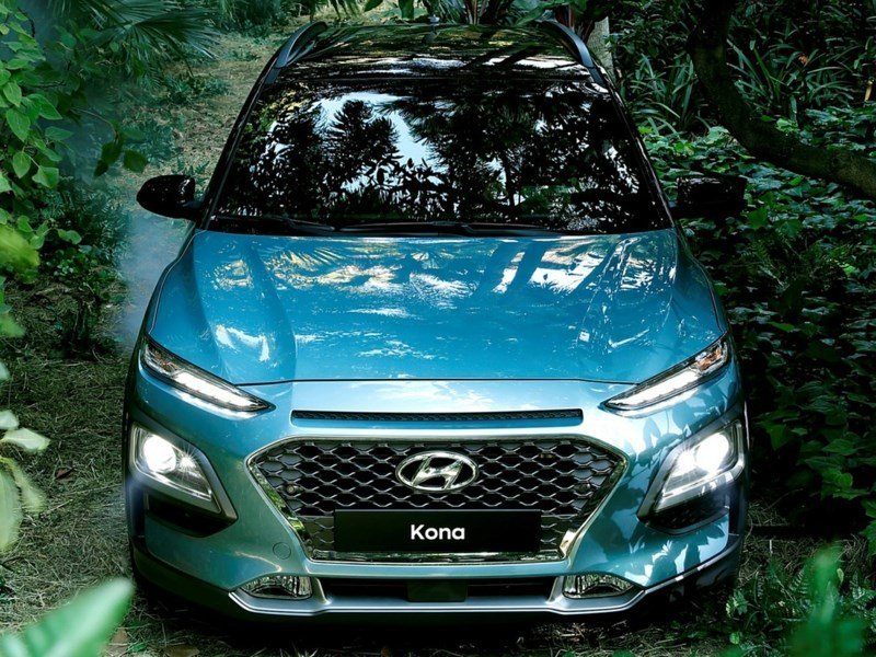 2021 Hyundai Kona 2.0L Luxury OEM Shot 3