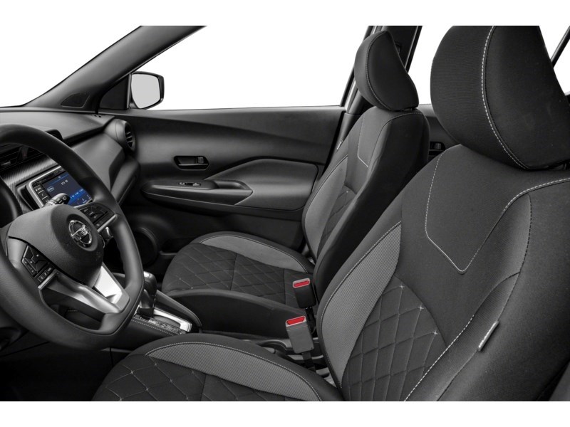2020 Nissan Kicks SV FWD Interior Shot 4