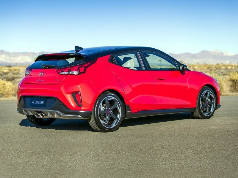 2020 Hyundai Veloster Preferred OEM Shot 2