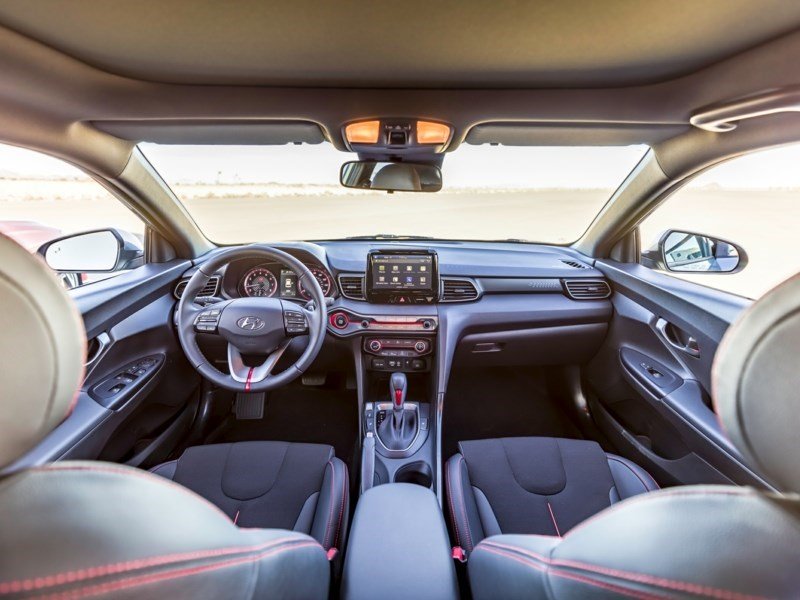 2020 Hyundai Veloster Turbo OEM Shot 4