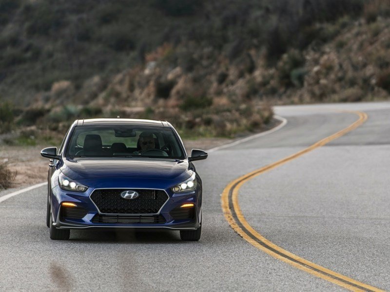 2020 Hyundai Elantra GT Preferred OEM Shot 1