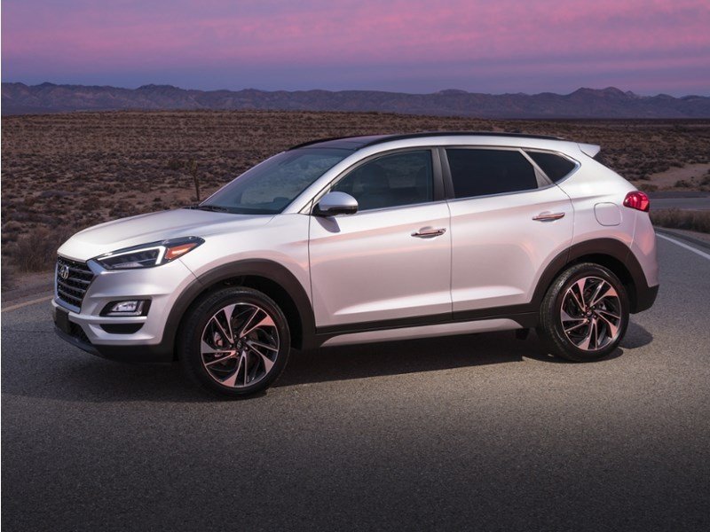 2019 Hyundai Tucson Essential w/Safety Package OEM Shot 1