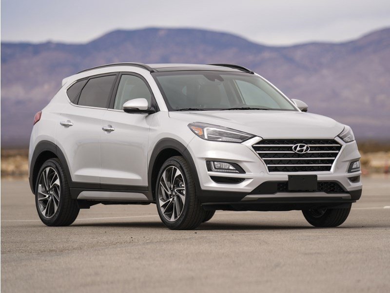 2019 Hyundai Tucson Essential w/Safety Package OEM Shot 2