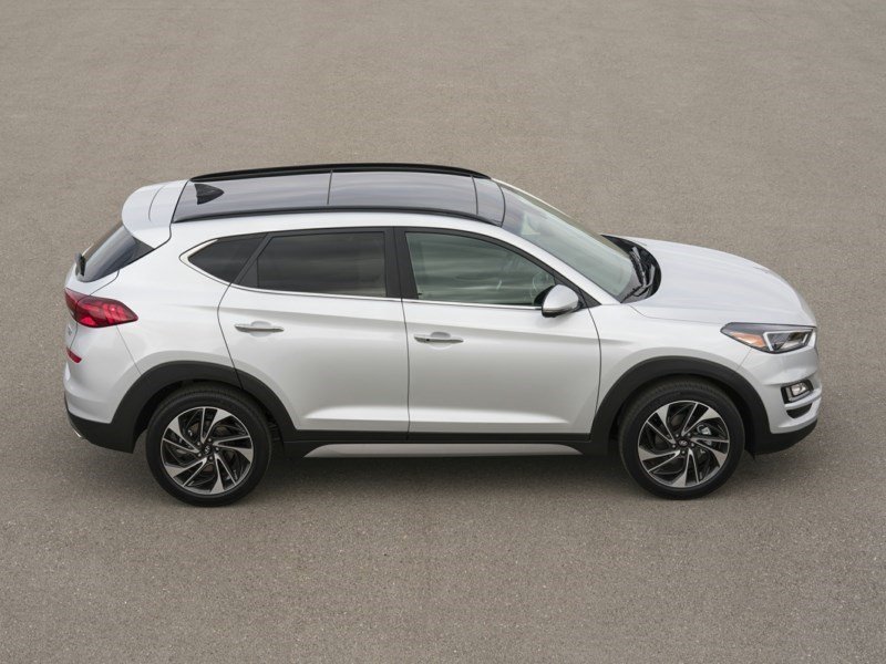 2021 Hyundai Tucson Preferred w/Trend Package OEM Shot 3