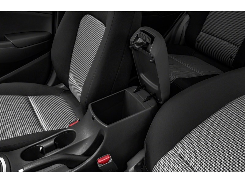 2019 Hyundai Kona 2.0L Essential FWD Interior Shot 7