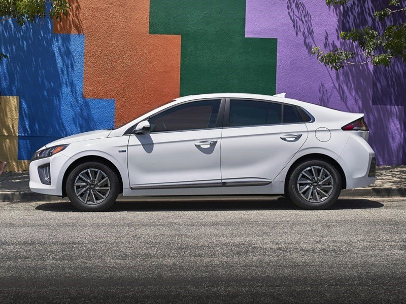 2021 Hyundai Ioniq EV Ultimate OEM Shot 4