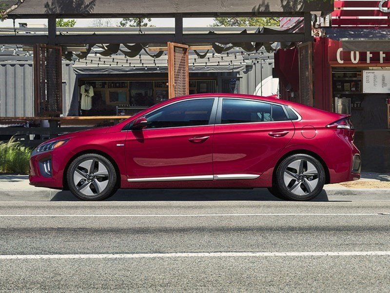 2020 Hyundai Ioniq Hybrid Essential OEM Shot 2