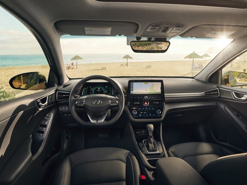 2020 Hyundai Ioniq Plug-In Hybrid Ultimate OEM Shot 3