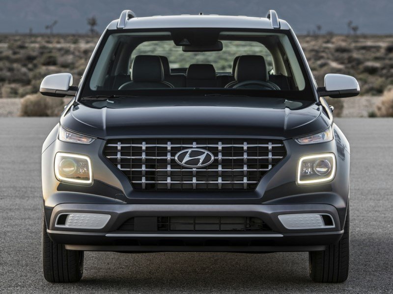 2021 Hyundai Venue Essential OEM Shot 3