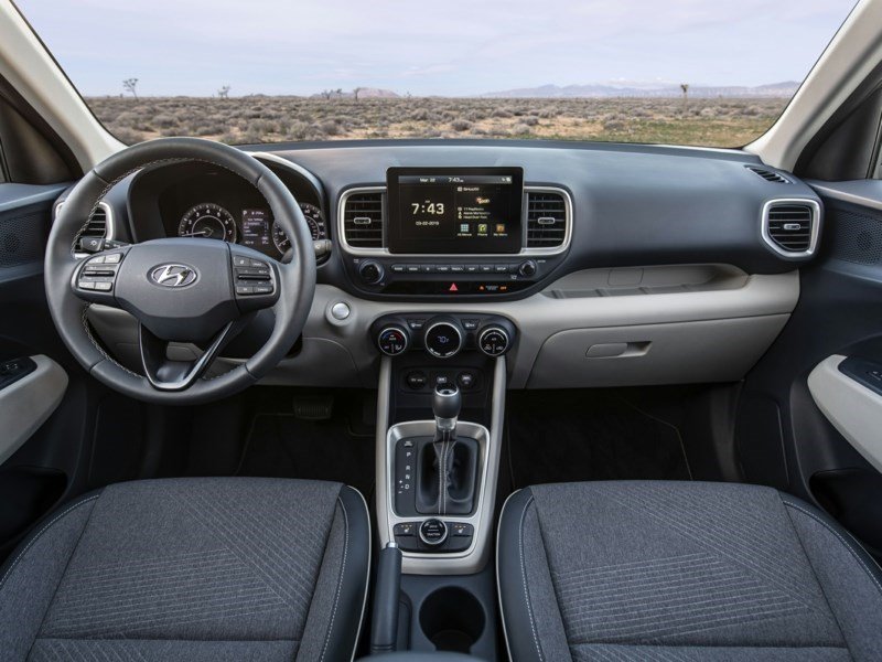 2021 Hyundai Venue Ultimate w/Black Interior OEM Shot 5