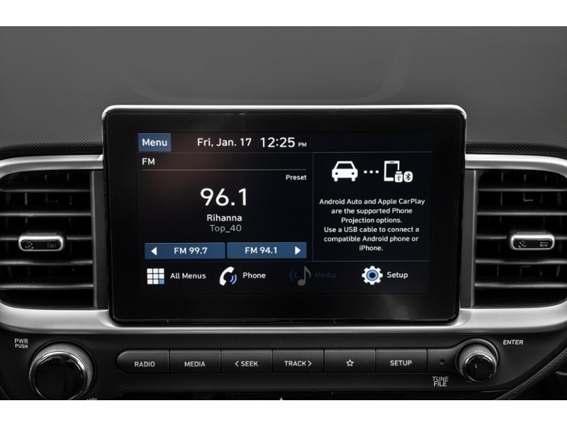 2021 Hyundai Venue Preferred IVT Interior Shot 7
