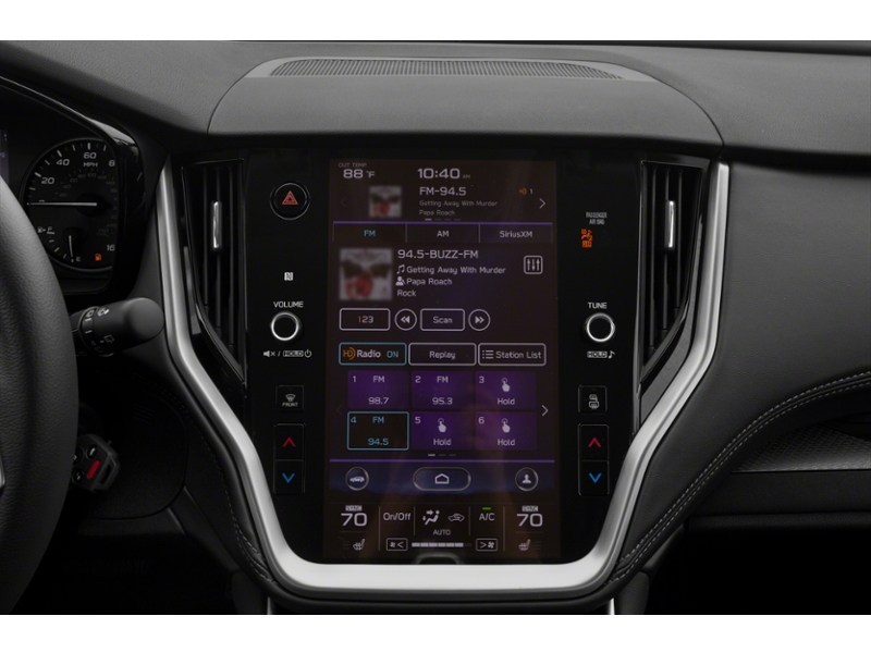 2020 Subaru Outback 2.5i Touring Interior Shot 2