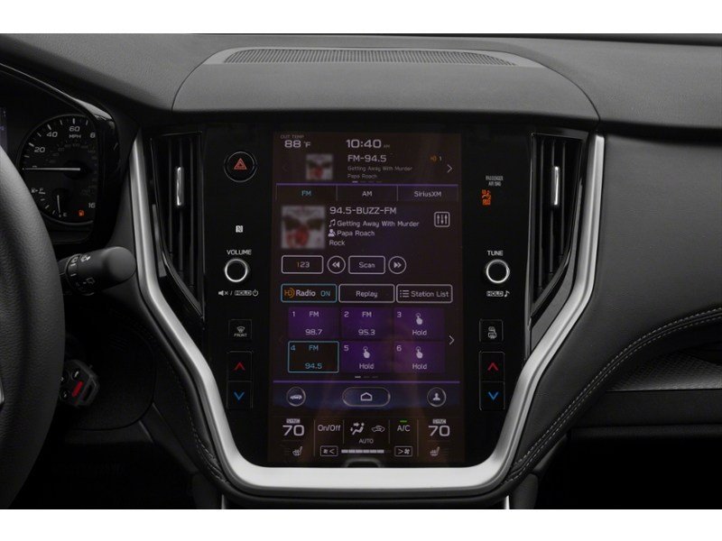 2020 Subaru Outback 2.5i Touring Interior Shot 2