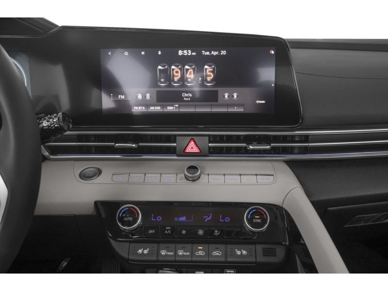 2023 Hyundai Elantra HEV Luxury DCT Interior Shot 2