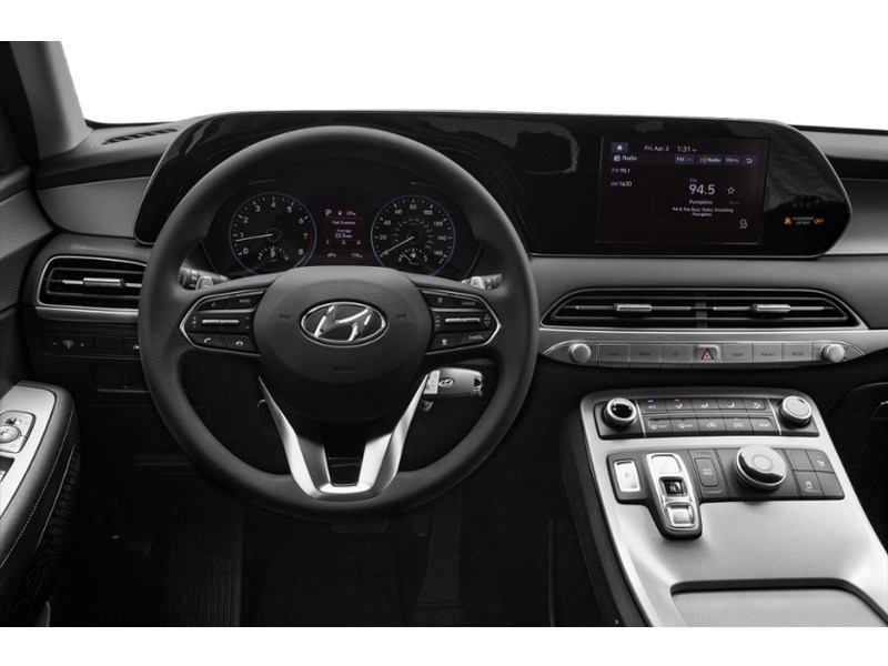 2021 Hyundai Palisade Essential 8-Passenger FWD Interior Shot 3