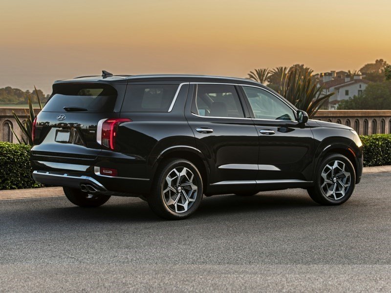 2021 Hyundai Palisade Luxury 8 Passenger OEM Shot 5
