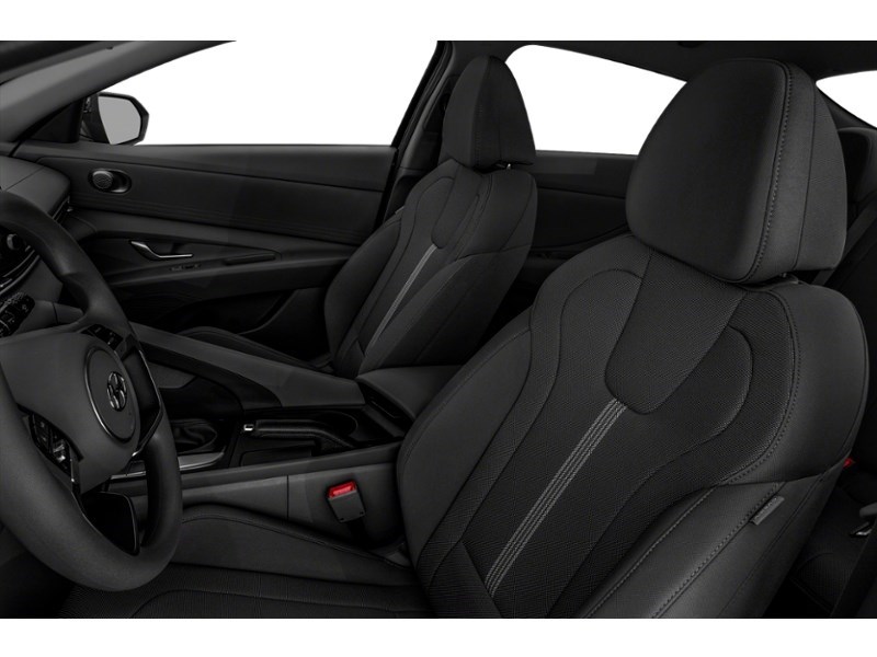2022 Hyundai Elantra Essential Manual Interior Shot 4
