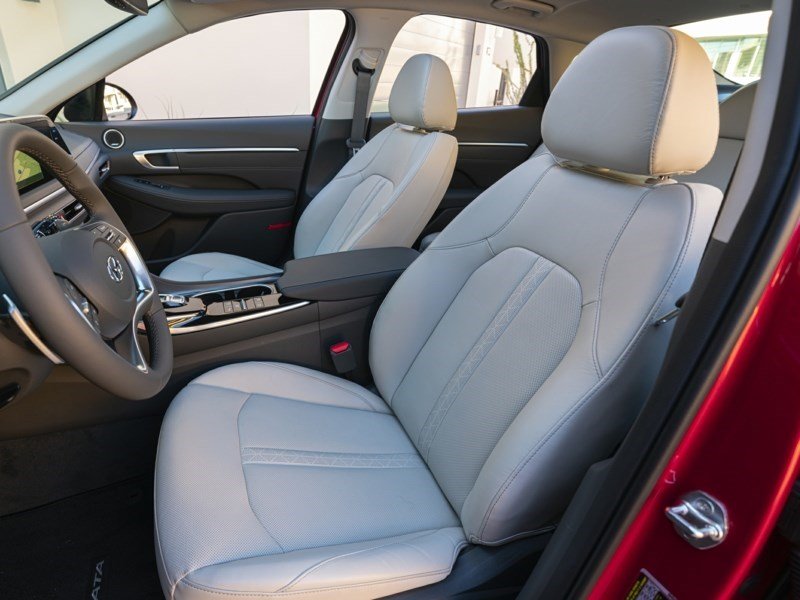 2022 Hyundai Sonata Luxury OEM Shot 4