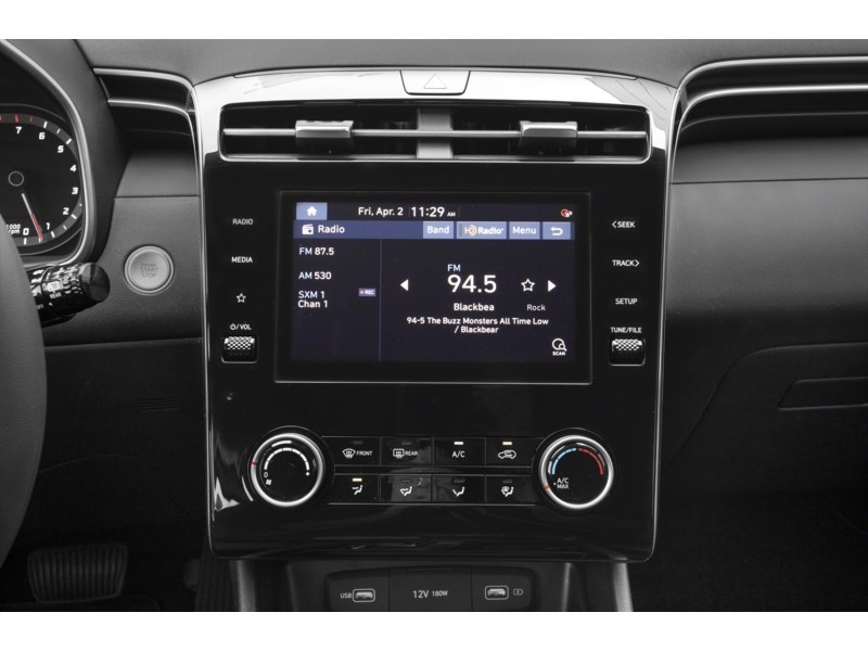 2023 Hyundai Tucson Preferred AWD Interior Shot 7