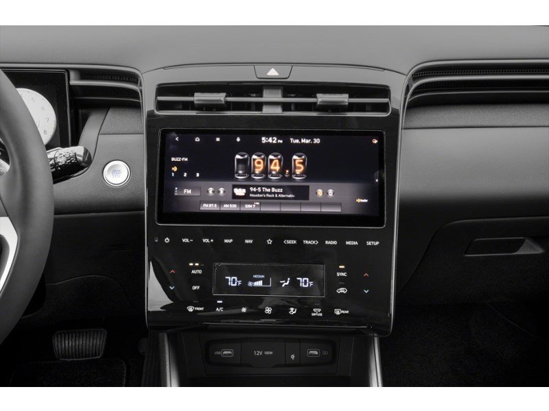 2022 Hyundai Tucson Preferred AWD w/Trend Package Interior Shot 2