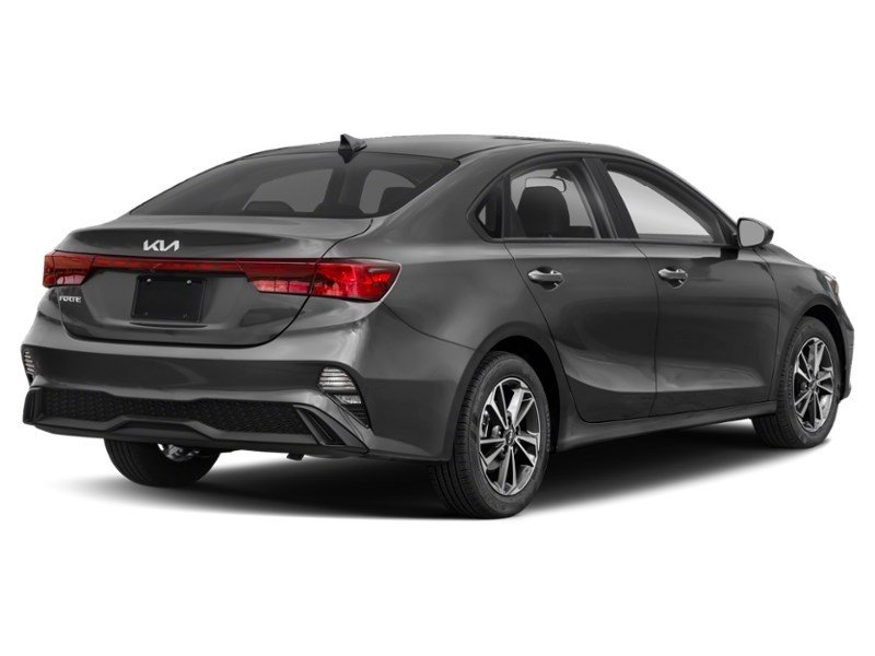 2022 Kia Forte LX IVT Exterior Shot 2
