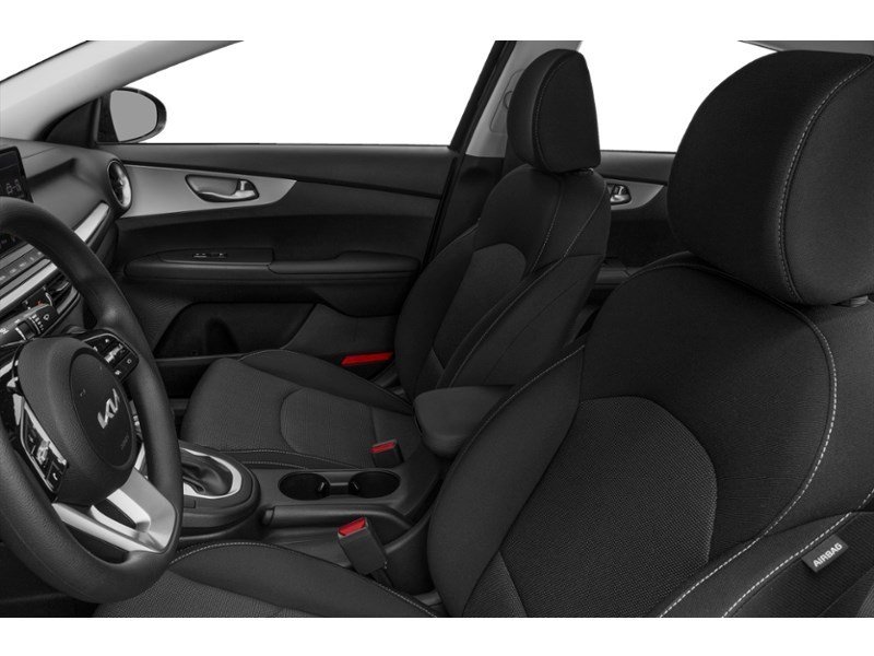2022 Kia Forte LX IVT Interior Shot 4