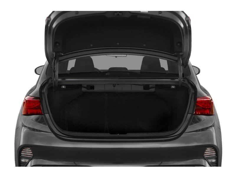 2022 Kia Forte LX IVT Exterior Shot 4