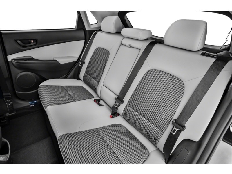 2023 Hyundai Kona 2.0L Essential AWD Interior Shot 7