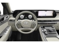 2023 Hyundai ***Showroom Vehicle Only*** Ultimate Calligraphy 7-Passenger AWD Interior Shot 3