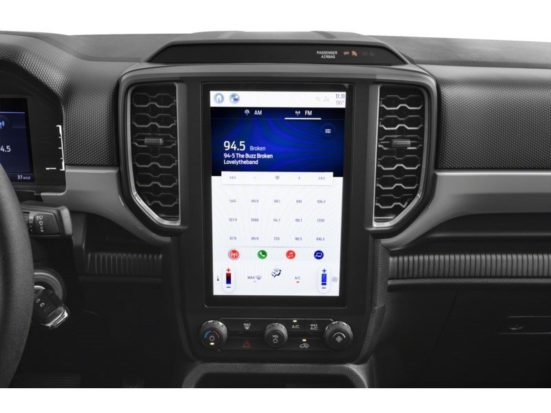 2024 Hyundai Kona 2.0L Essential Interior Shot 1